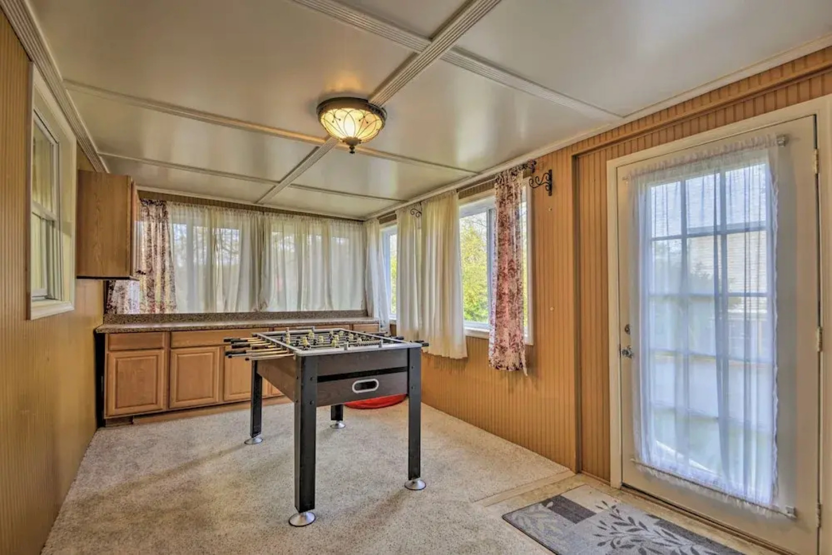 Spacious Home by Finger Lakes & Watkins Glen!