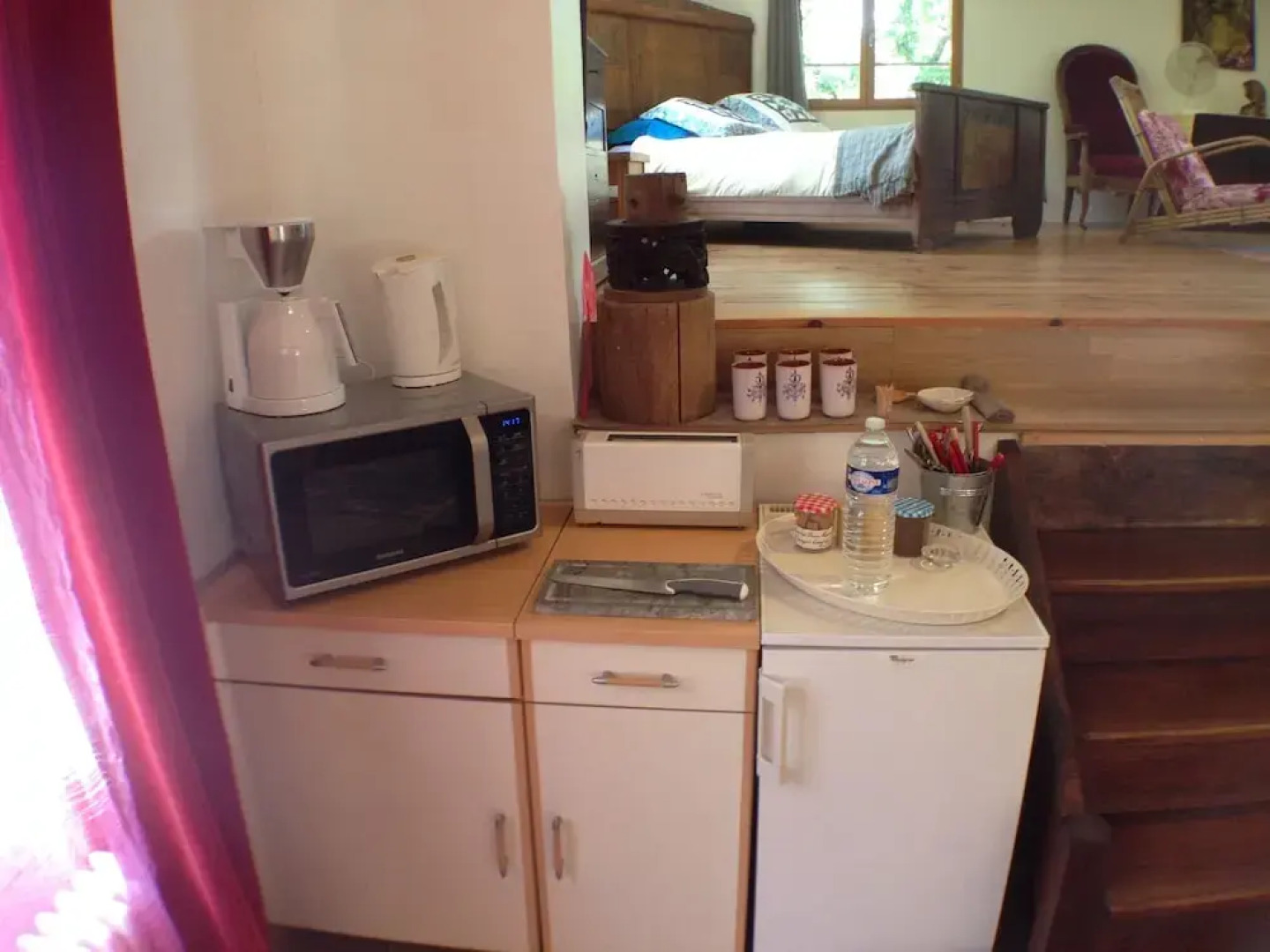 Les Maquinols Estate