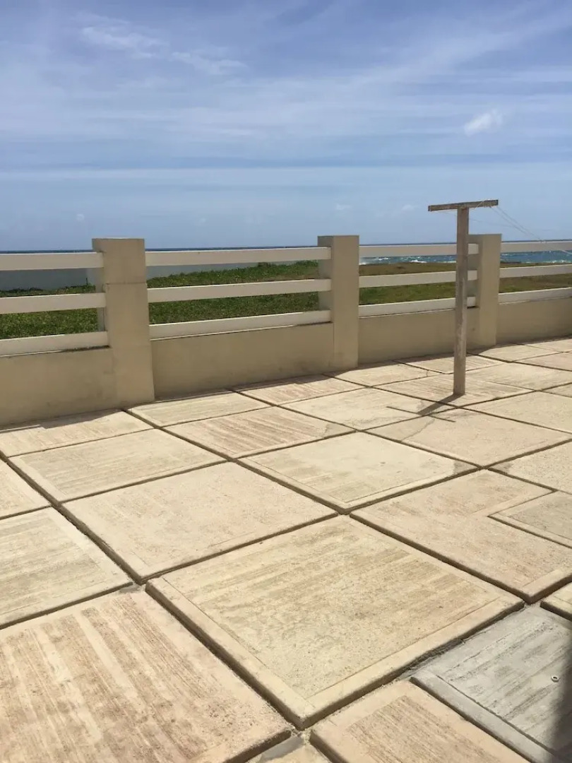 Belle Rive Oceanfront Apartment