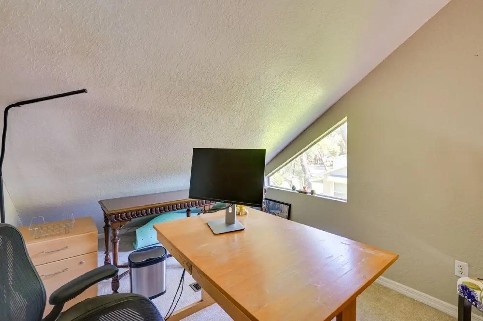 Palm Harbor Home w/ Private Pool, 4 Mi to Beach