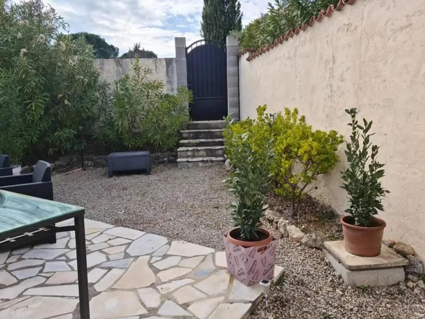 Studio dans villa calme à 15km de Cannes