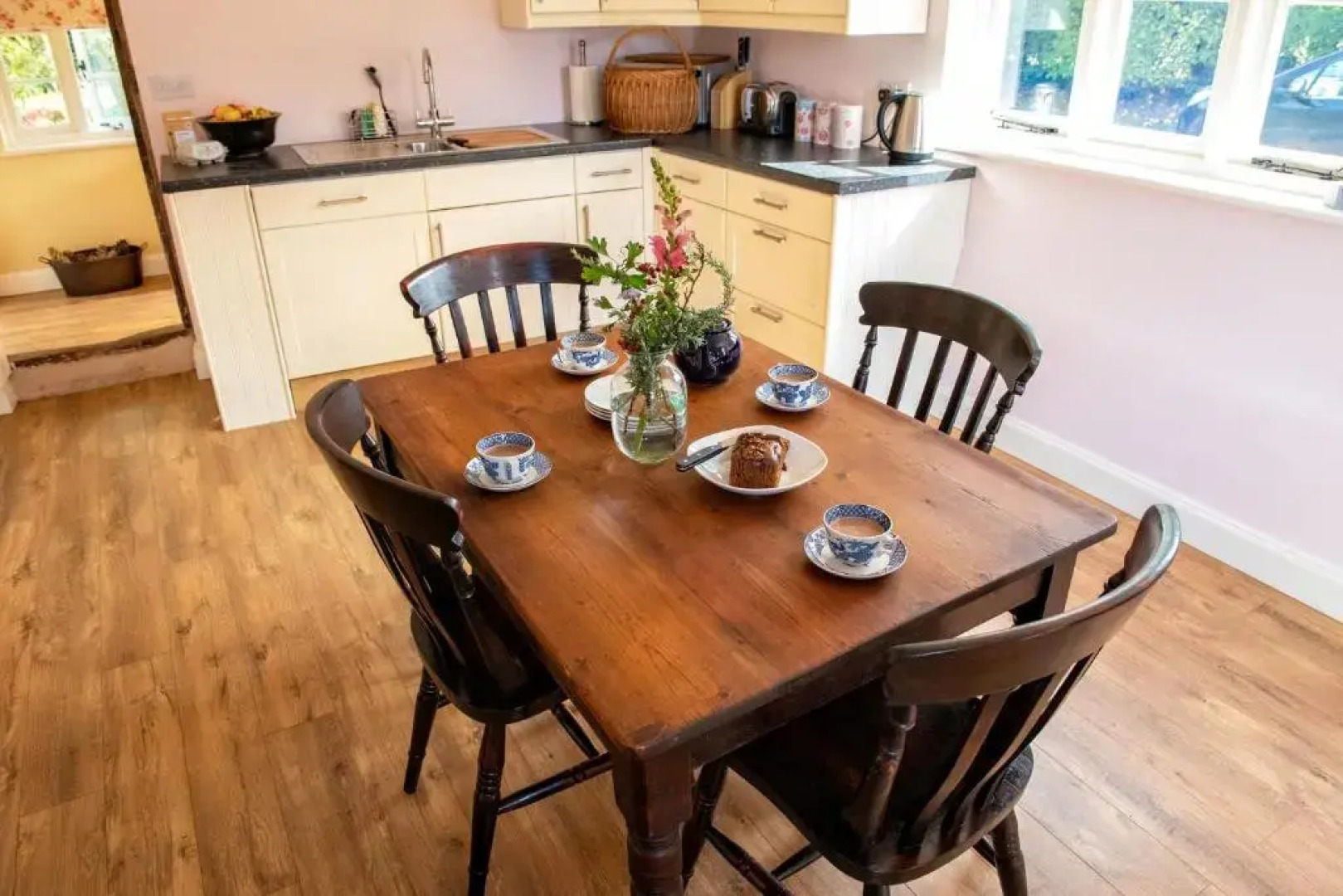 Thatch Cottage - luxury Norfolk Hideaway