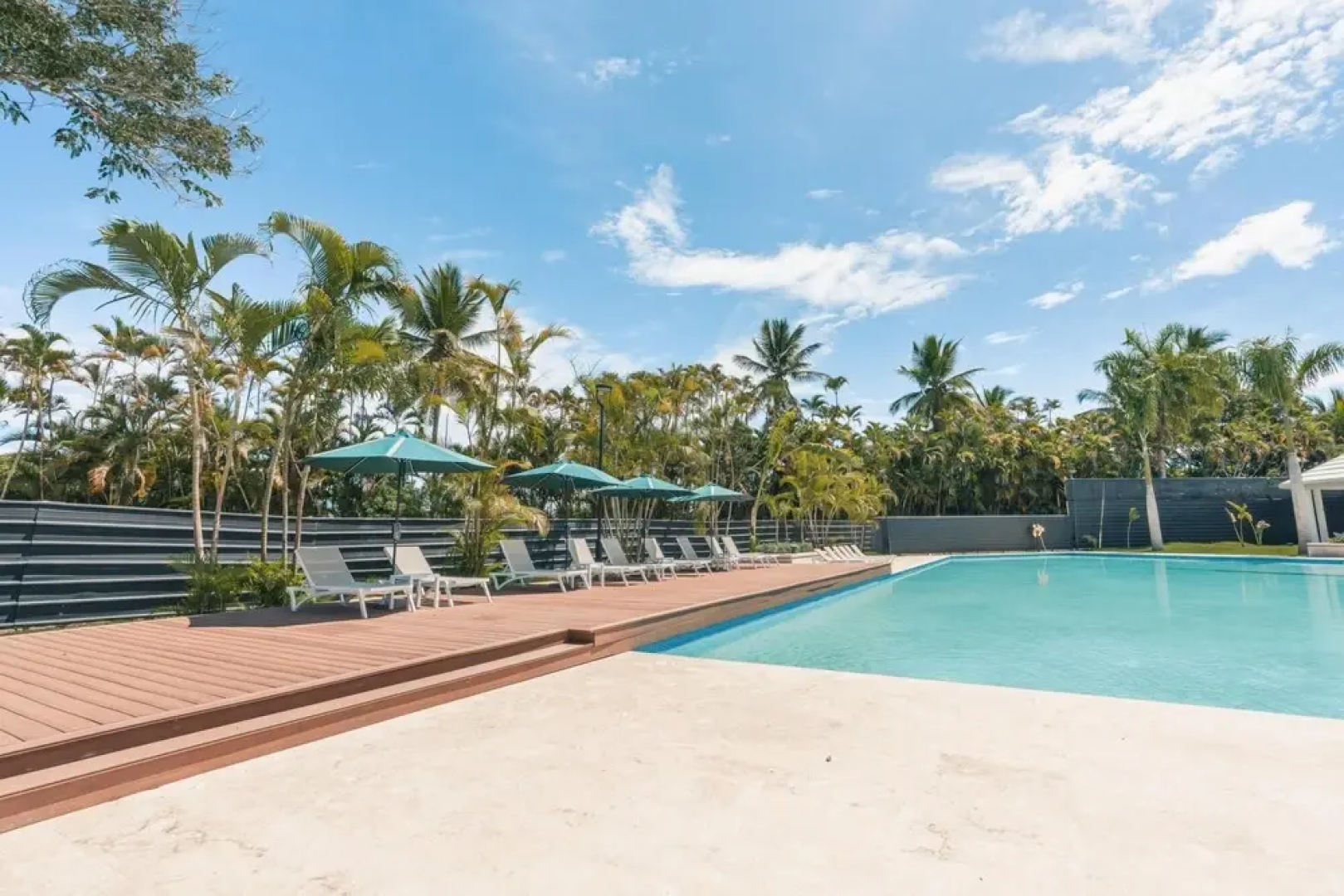 Fresh and Chill Villa at Green one w Private Pool