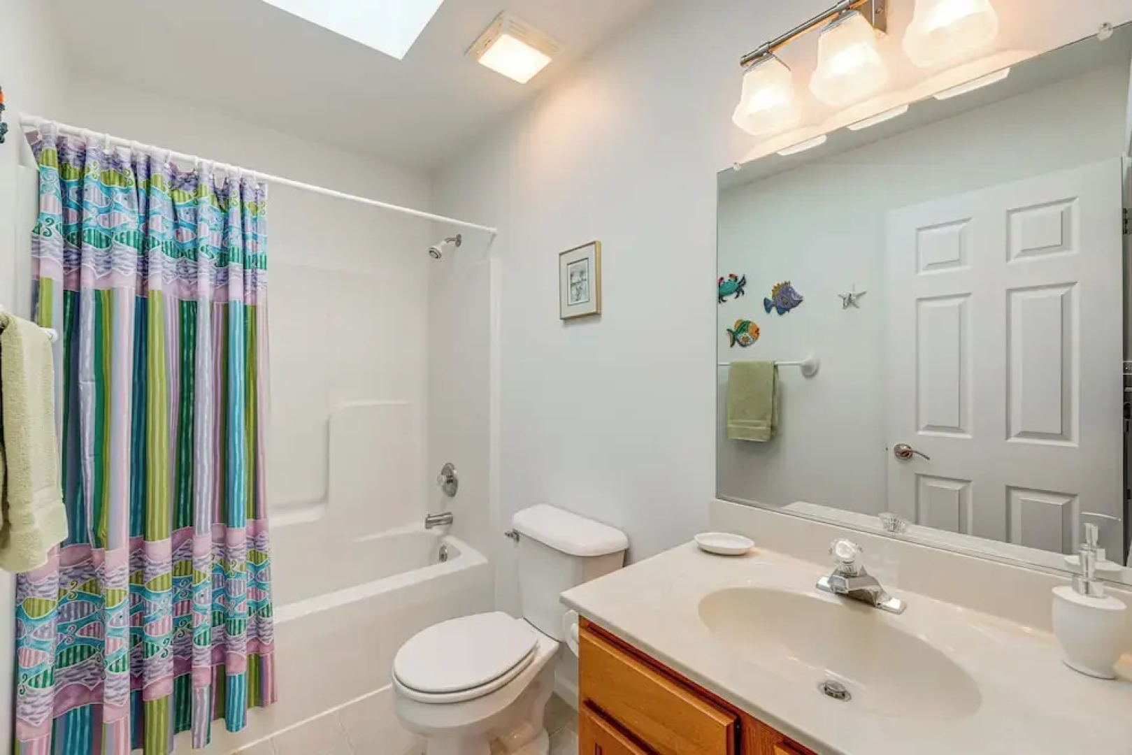 8 Mi to Beach: Ocean Pines Home Near Marina & Golf