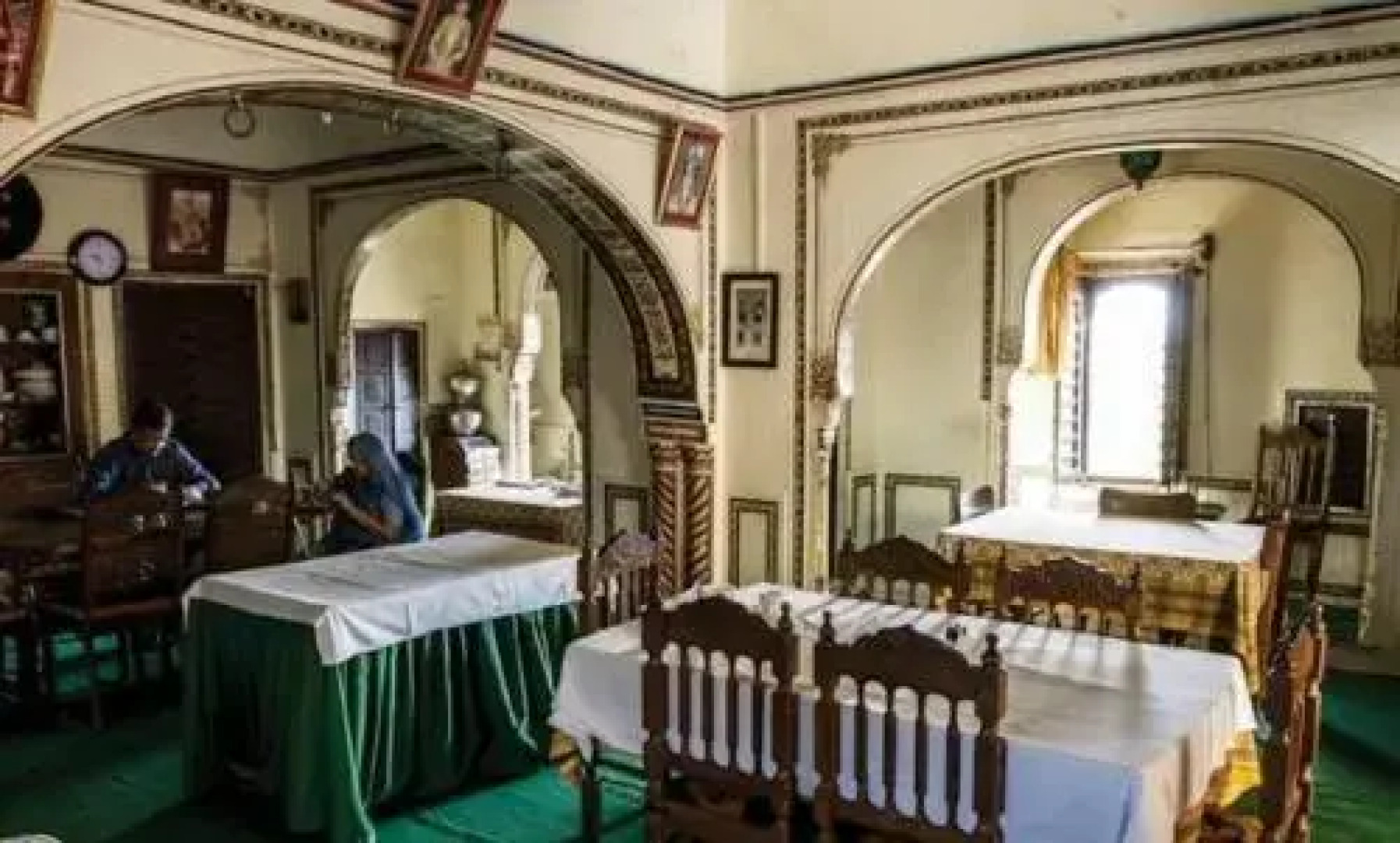 Narayan Niwas Castle