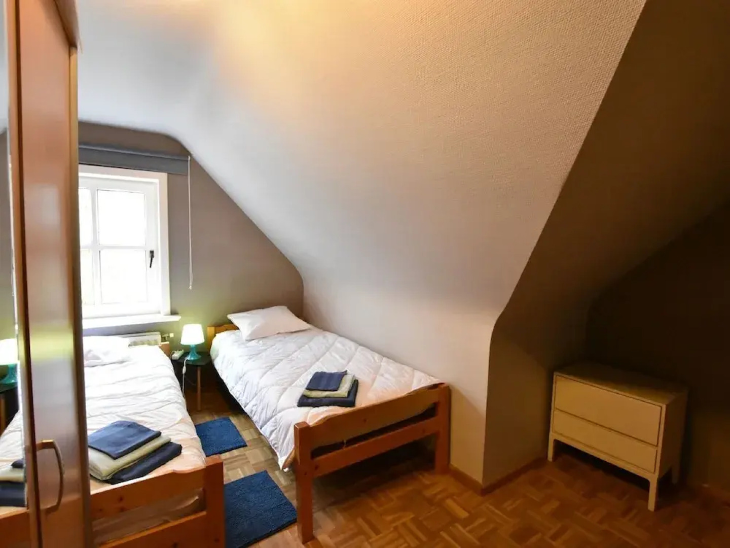 Spacious Holiday Home in Ichtegem With Garden