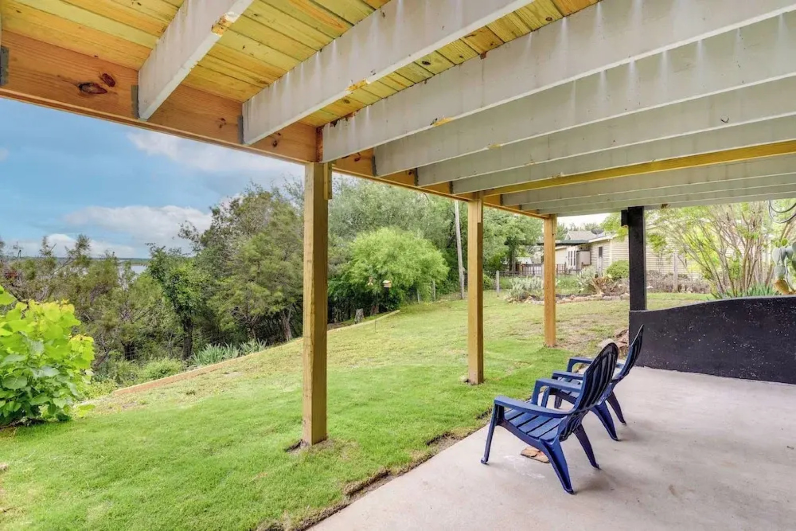 Waterfront Escape on Lake Granbury: Deck & Patio!