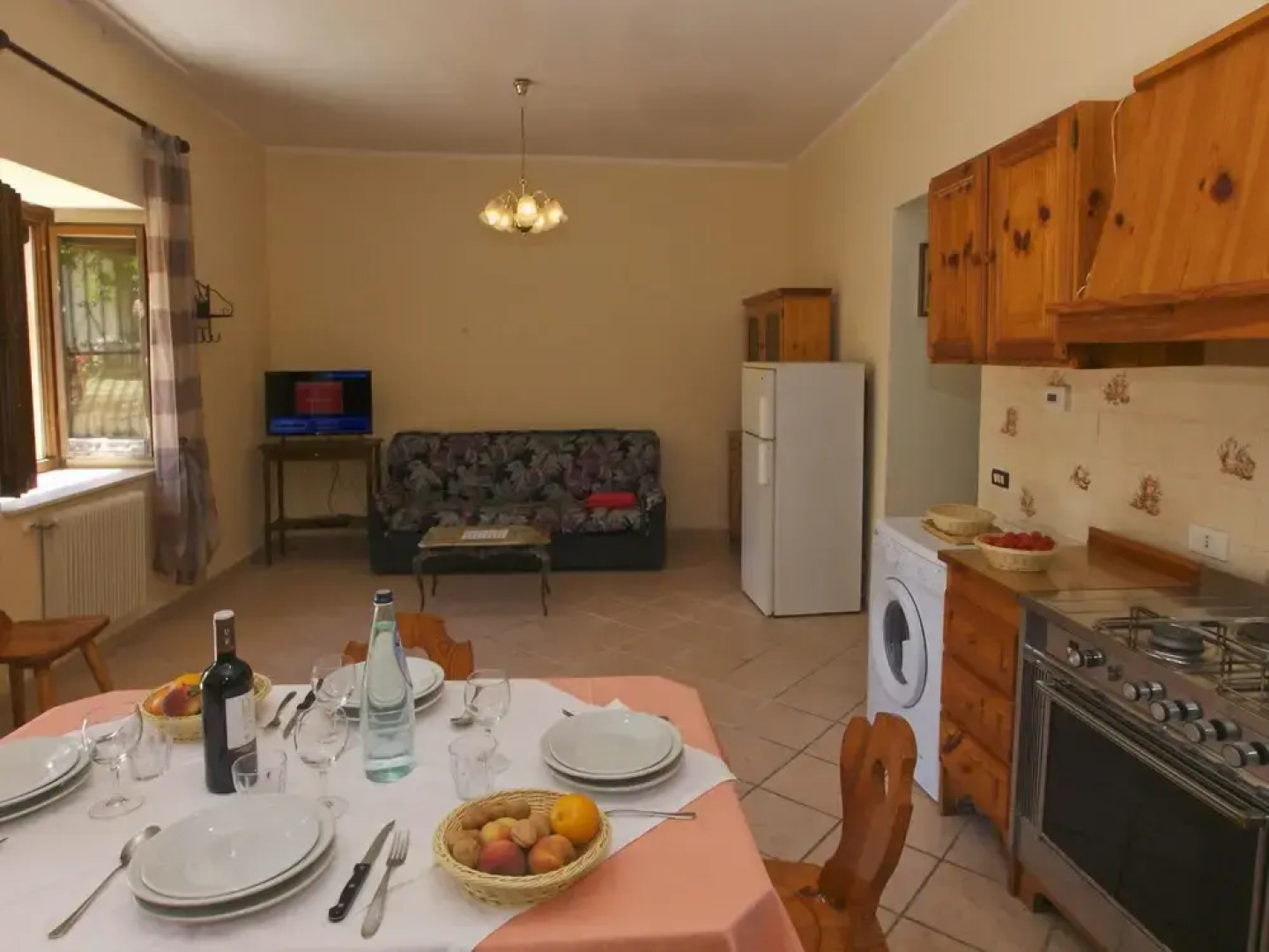 Vintage Cottage in Roccamorice with Garden