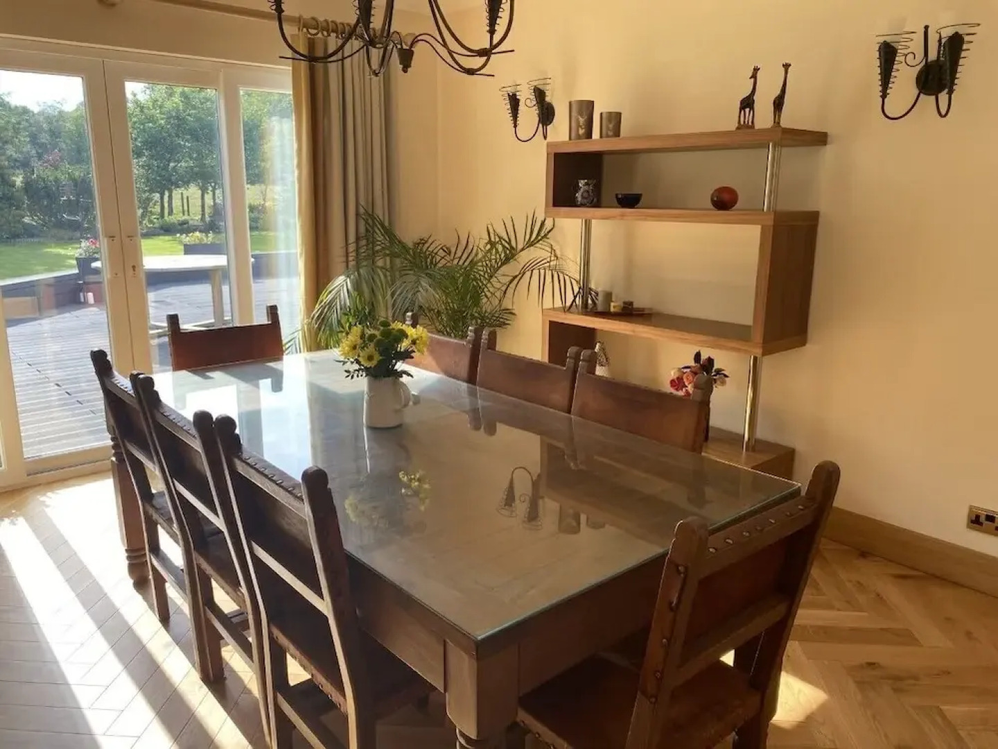 A Room In The Country