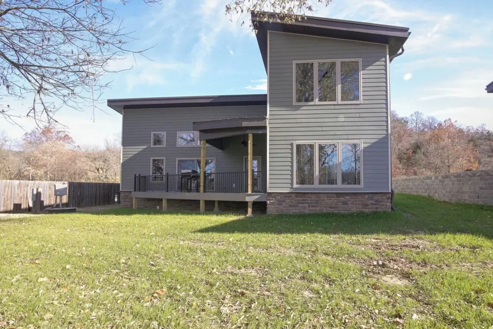 Pet-friendly Cotter Retreat w/ Deck & Gas Grill!