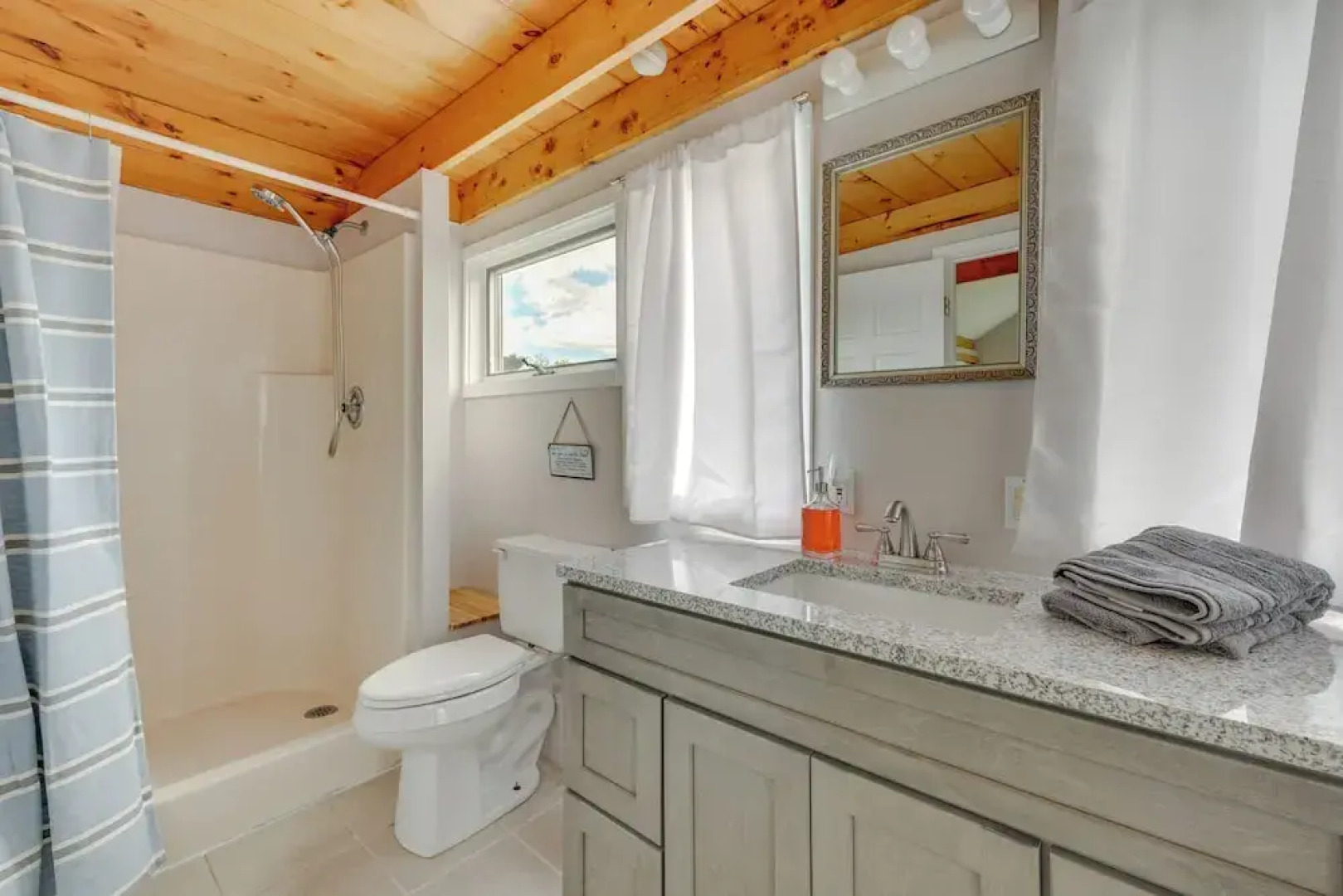 Water-view Beach House in Truro, Great for Groups!