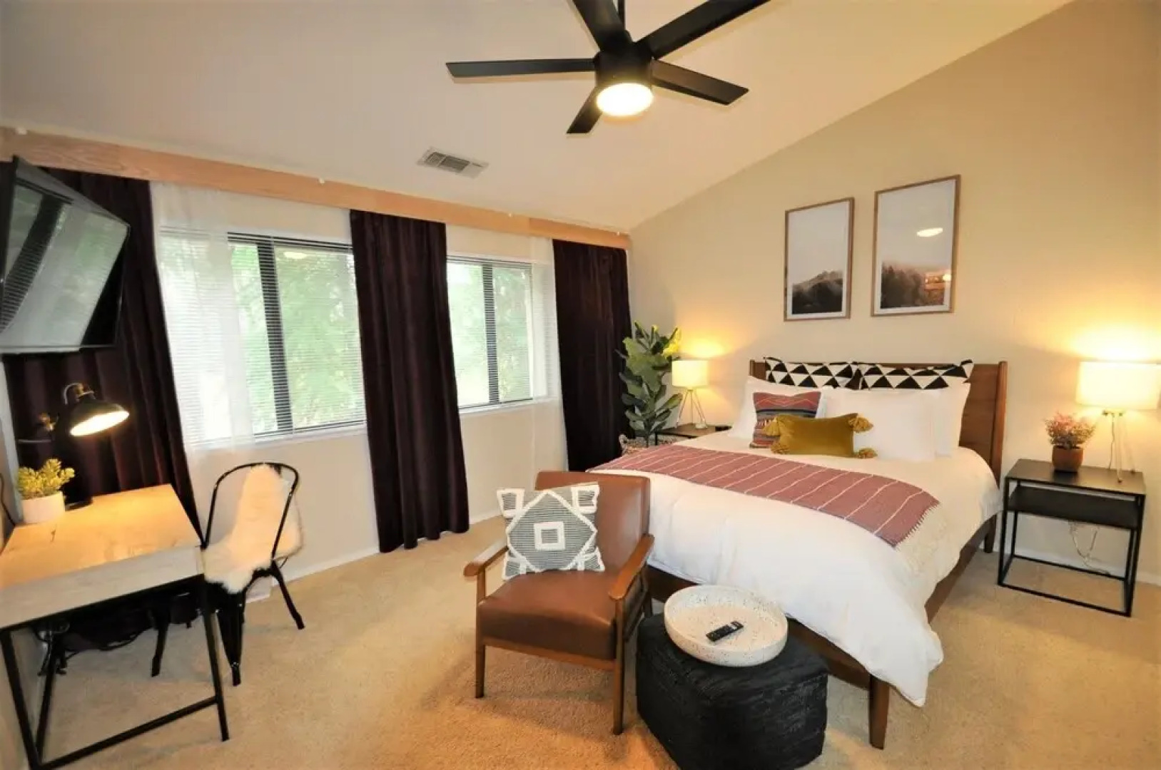 Gnome and Creek Condo - Two Master Suites for a Perfect Couples Yosemite Getaway by Yosemite Region Resorts