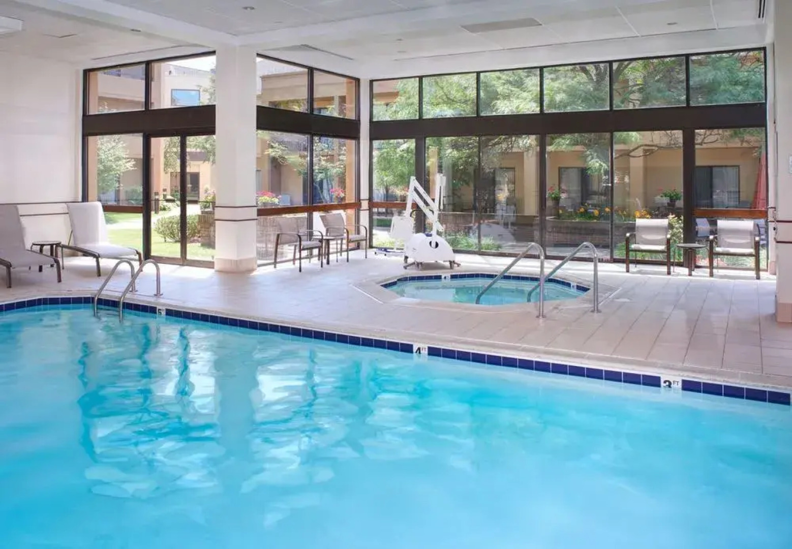 Courtyard Detroit Dearborn