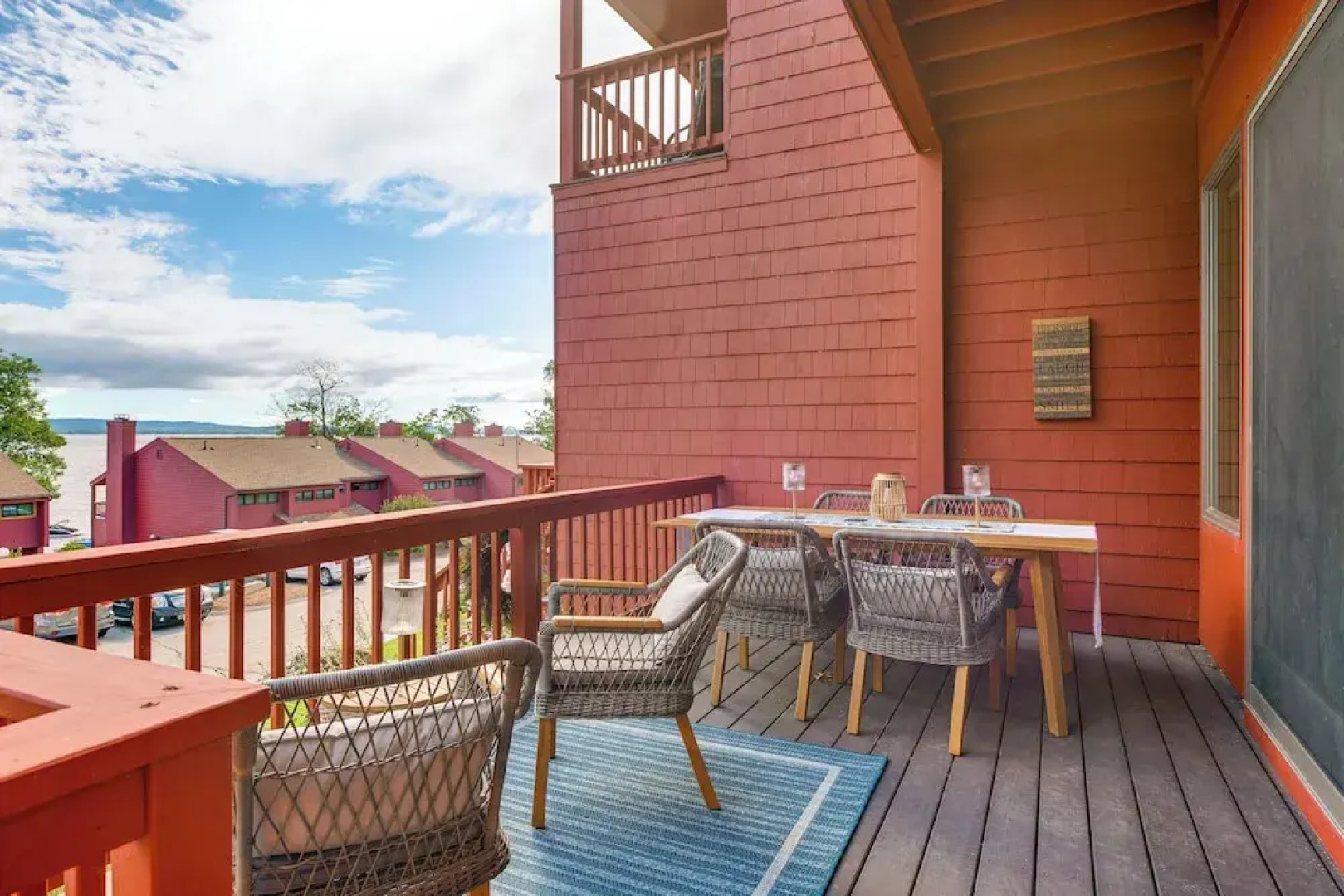 Waterfront Community: Lake Winnipesaukee Retreat!