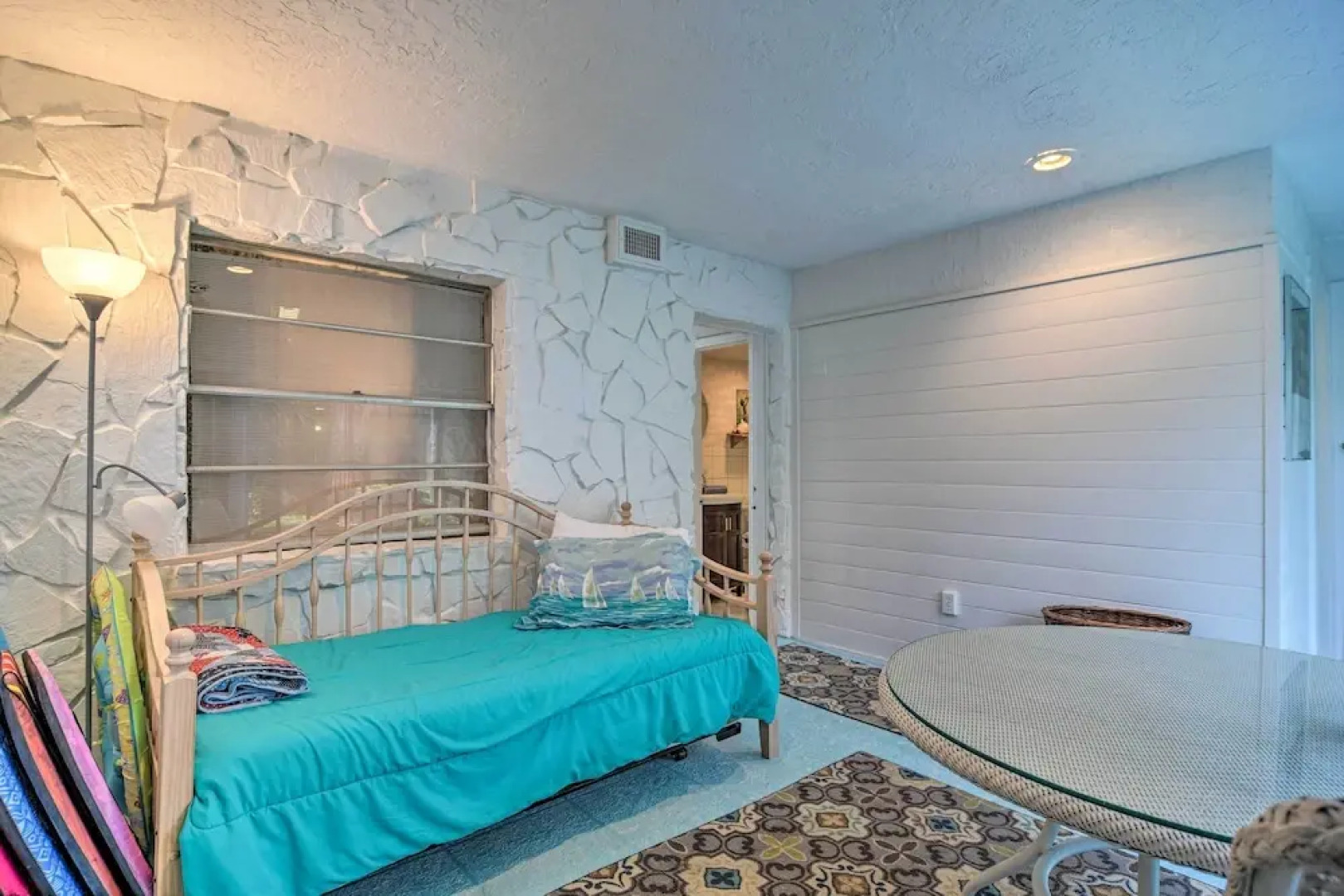Breezy & Beachy Belleair Condo: 12 Steps to Shore!