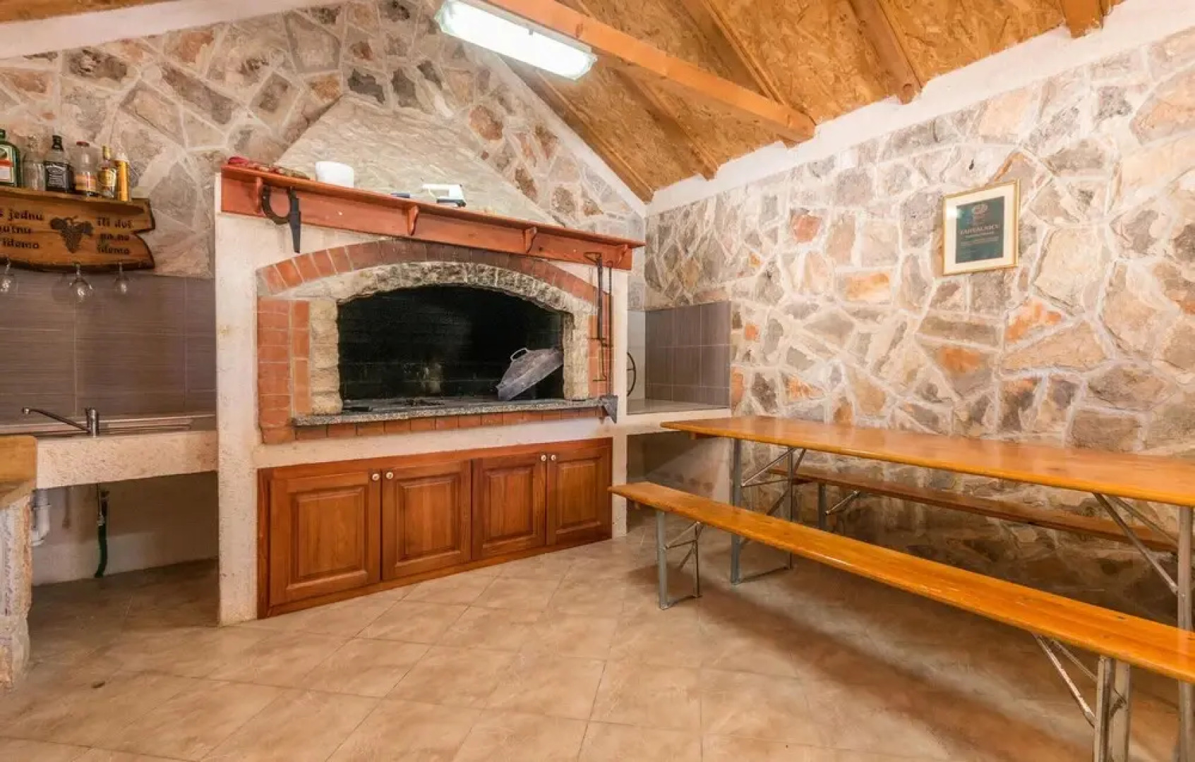 Amazing Apartment in Donje Rastane With 3 Bedrooms, Wifi and Outdoor Swimming Pool