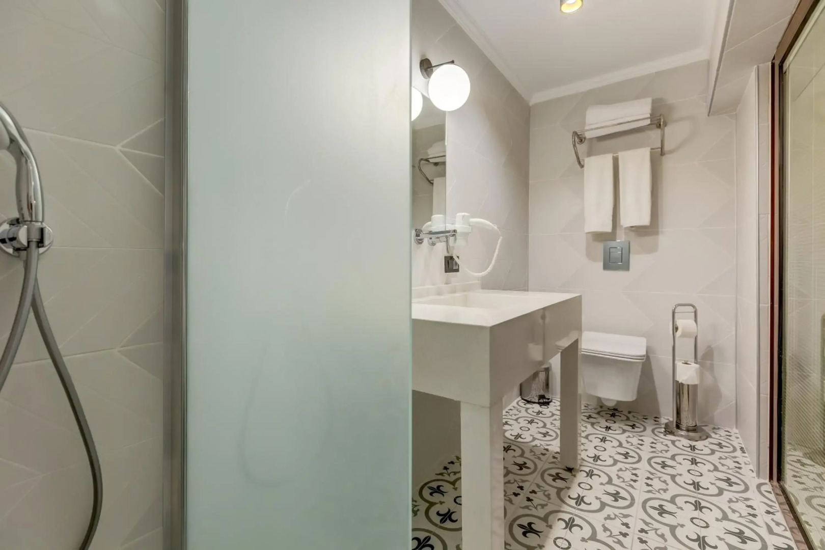 Baldan Suites Hotel & Restaurant