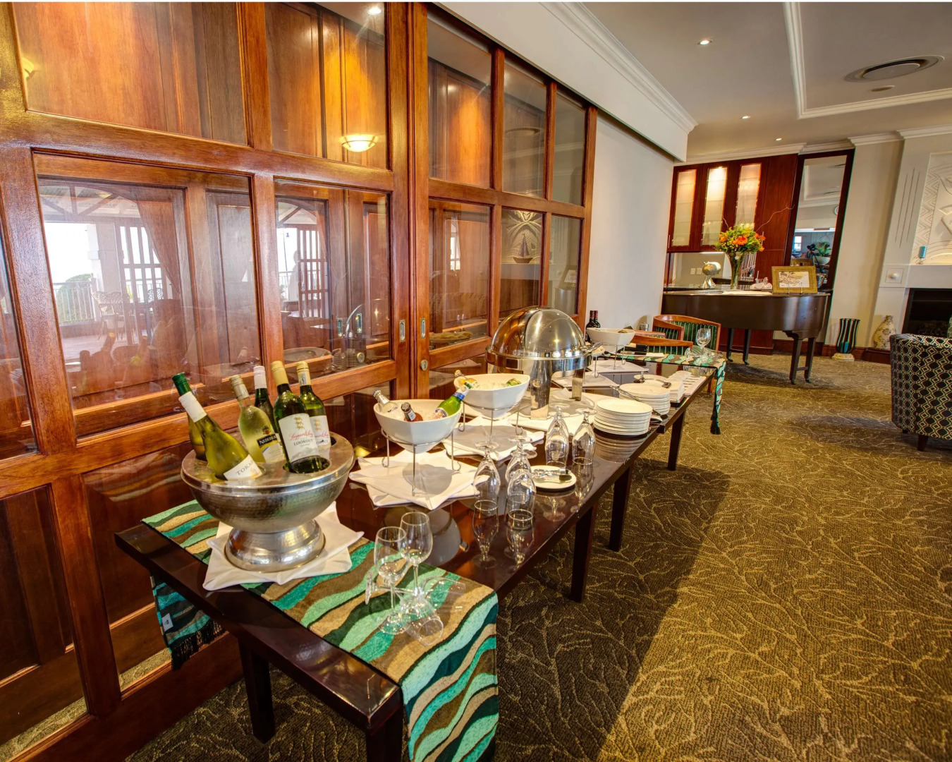 Courtyard Hotel Gqeberha