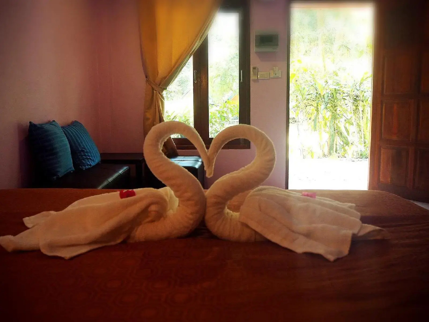 Pakmeng BEACH Resort