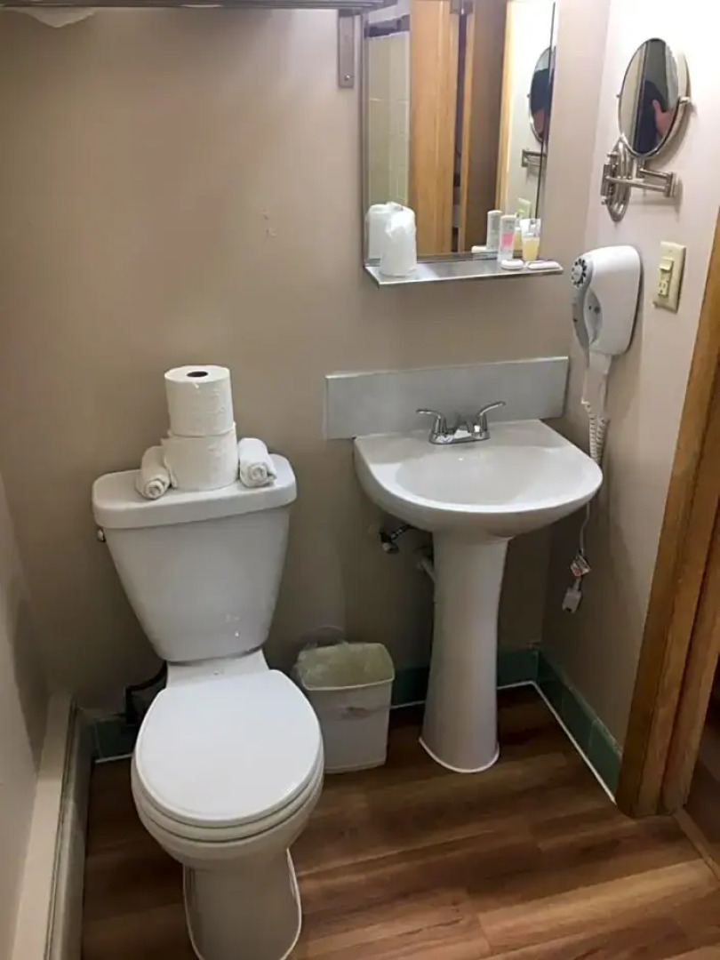 Wisconsin-Aire Motel By OYO Random Lake