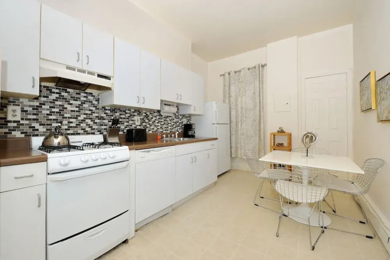 Jersey, Hoboken 113 Fourteenth St 1 Bedroom Apts