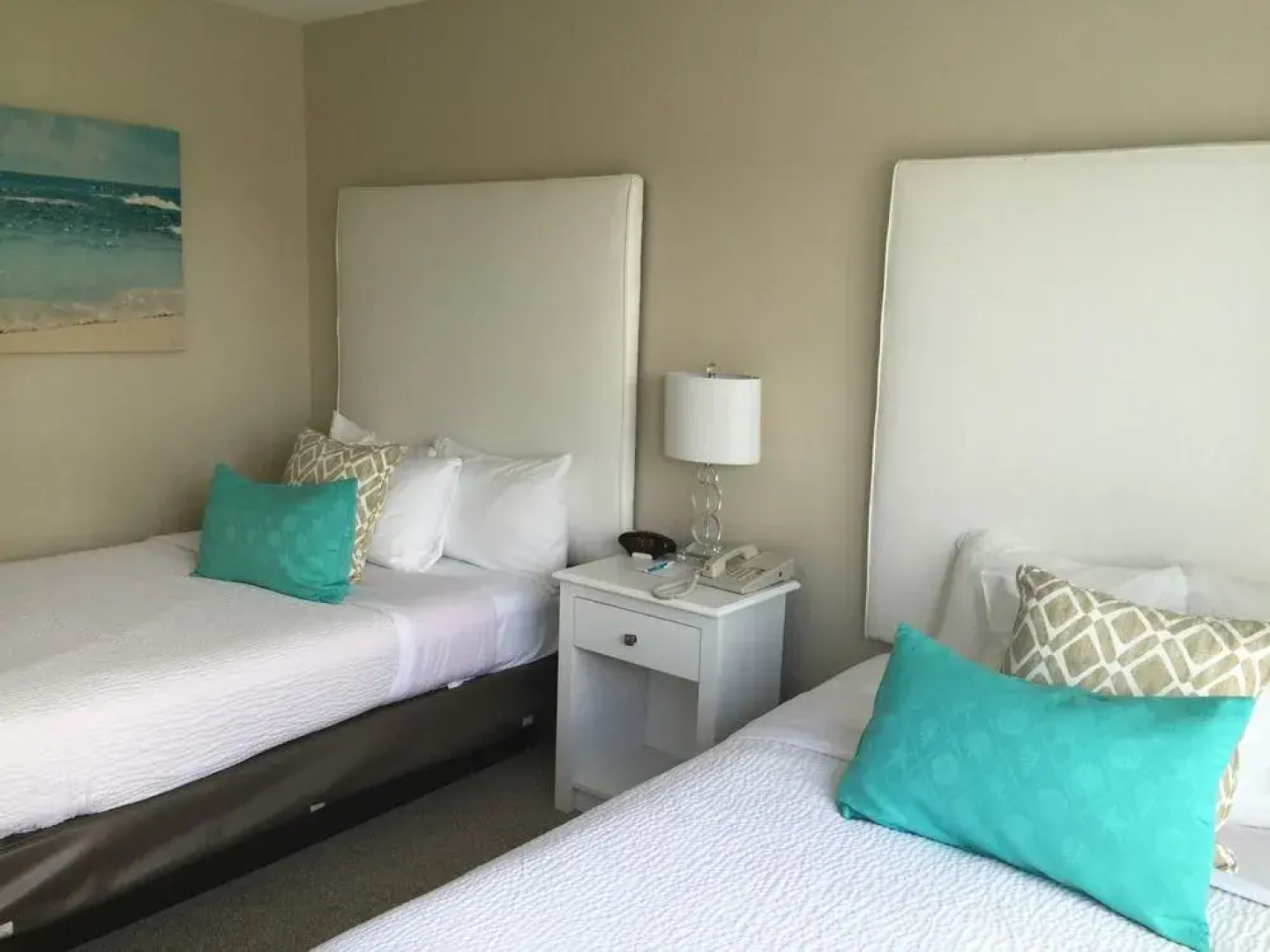 Brighton Suites Hotel