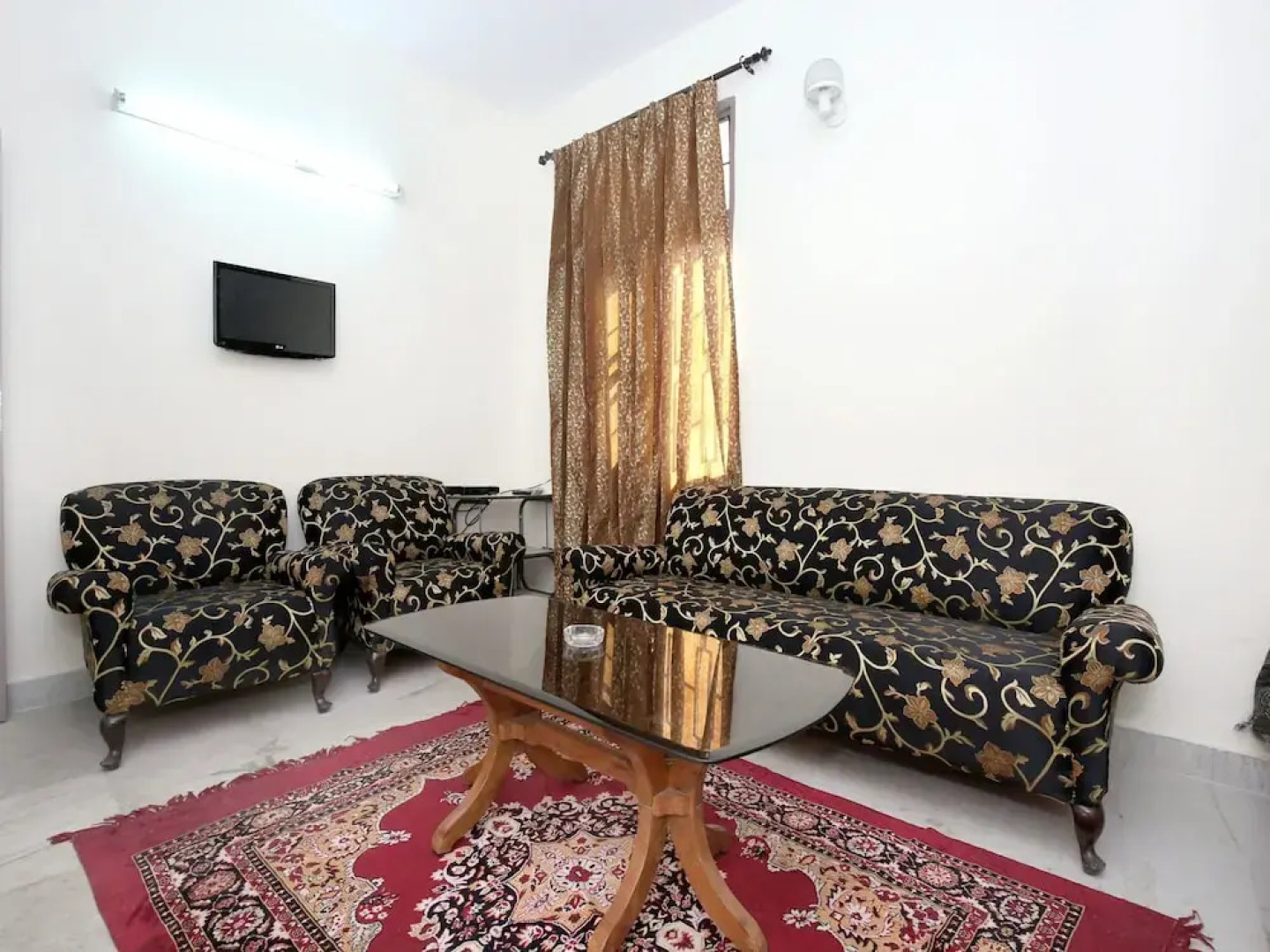 OYO 10310 Home 3BHK Shoghi