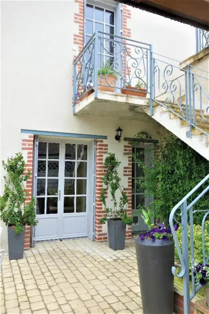 La Maison De Rose