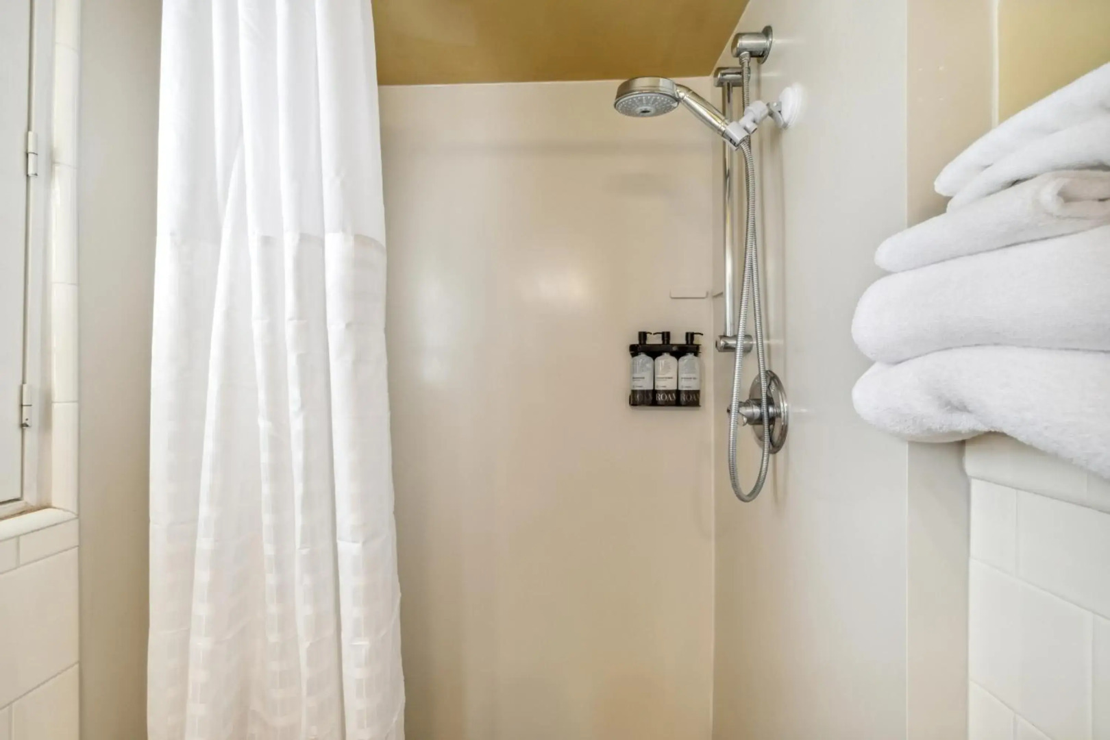 Inn Marin and Suites, an Ascend Collection Hotel