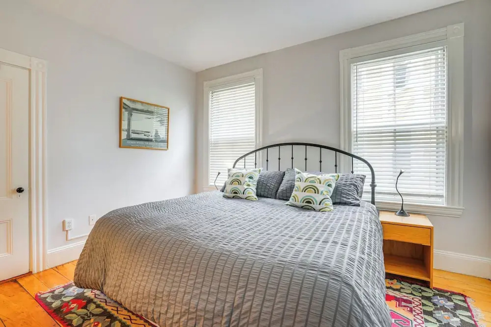 Walk to Harvard Square: Apartment in Cambridge