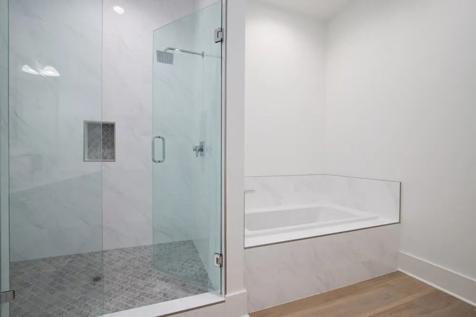 Mockingbird by Avantstay Modern Design Minutes From the Beach