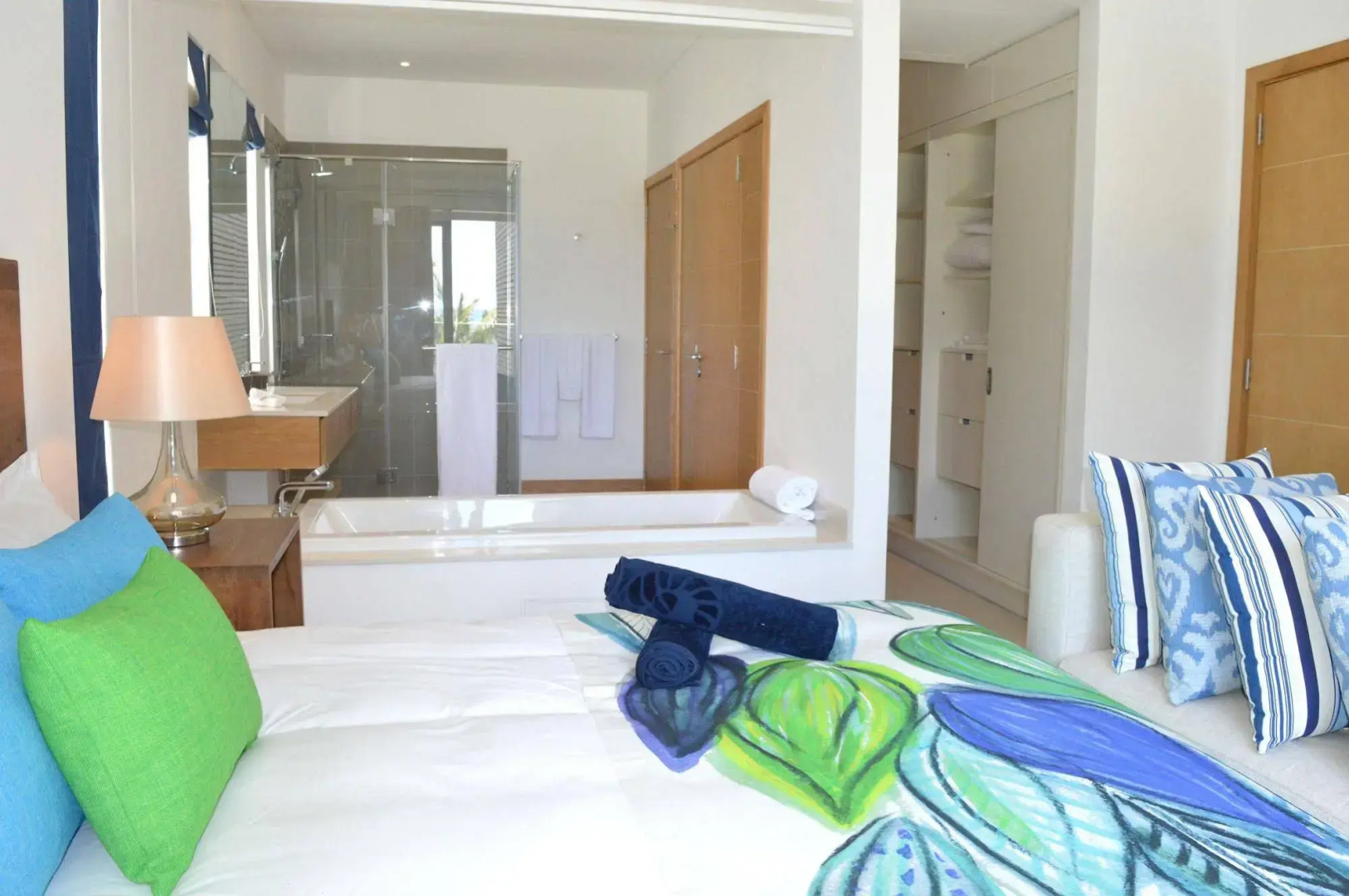 Rose Des Sables Beachfront Apartments