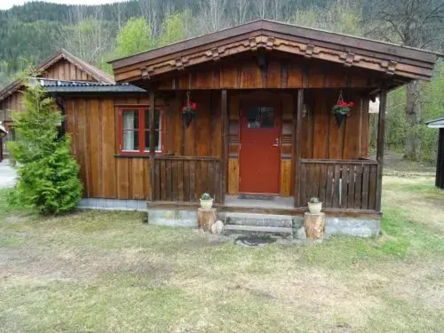 Skogheim Hytter og Camping