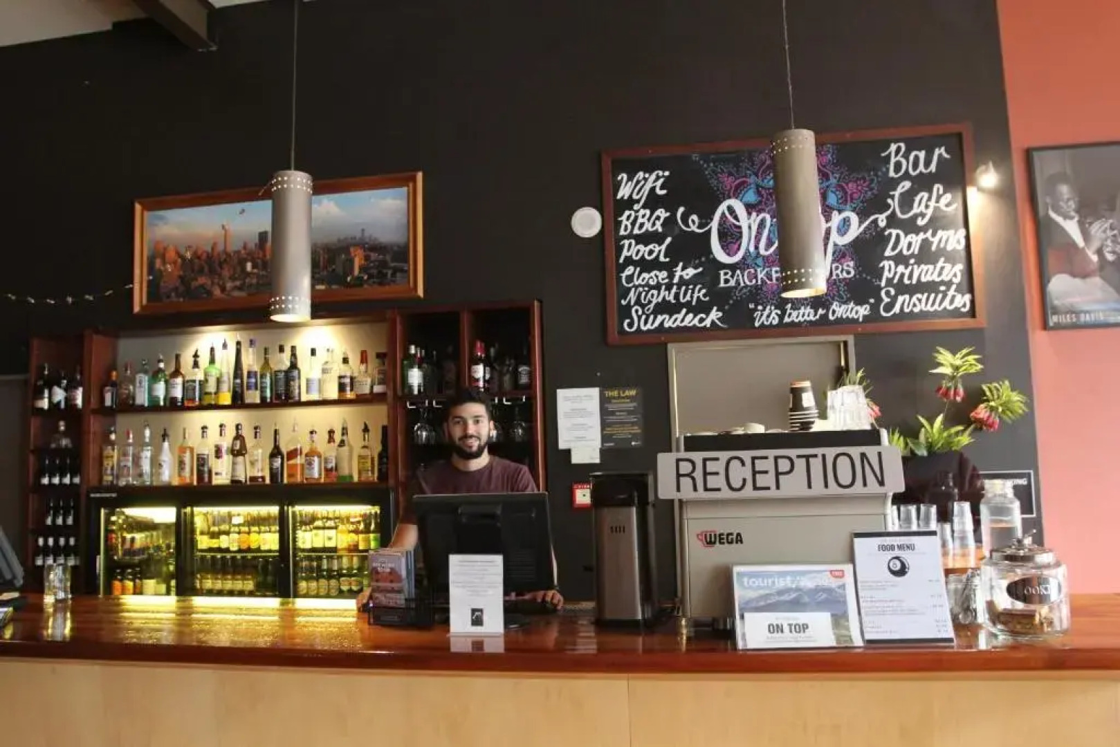 On Top Apartments & Hostel Backpackers