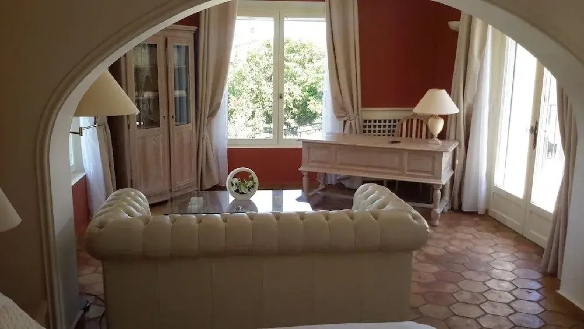 Aux charmes de grasse