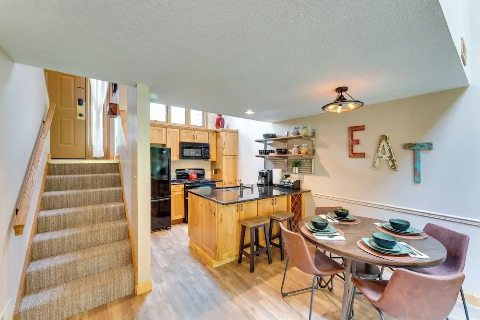 Galena Retreat: Shopping, Owners Club & Skiing!