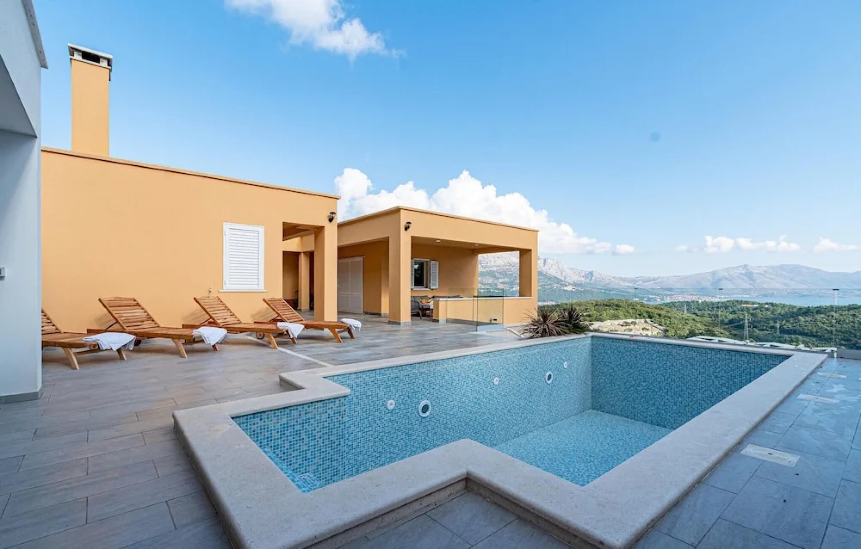 Beautiful Home in Zrnovo With 4 Bedrooms, Wifi and Outdoor Swimming Pool