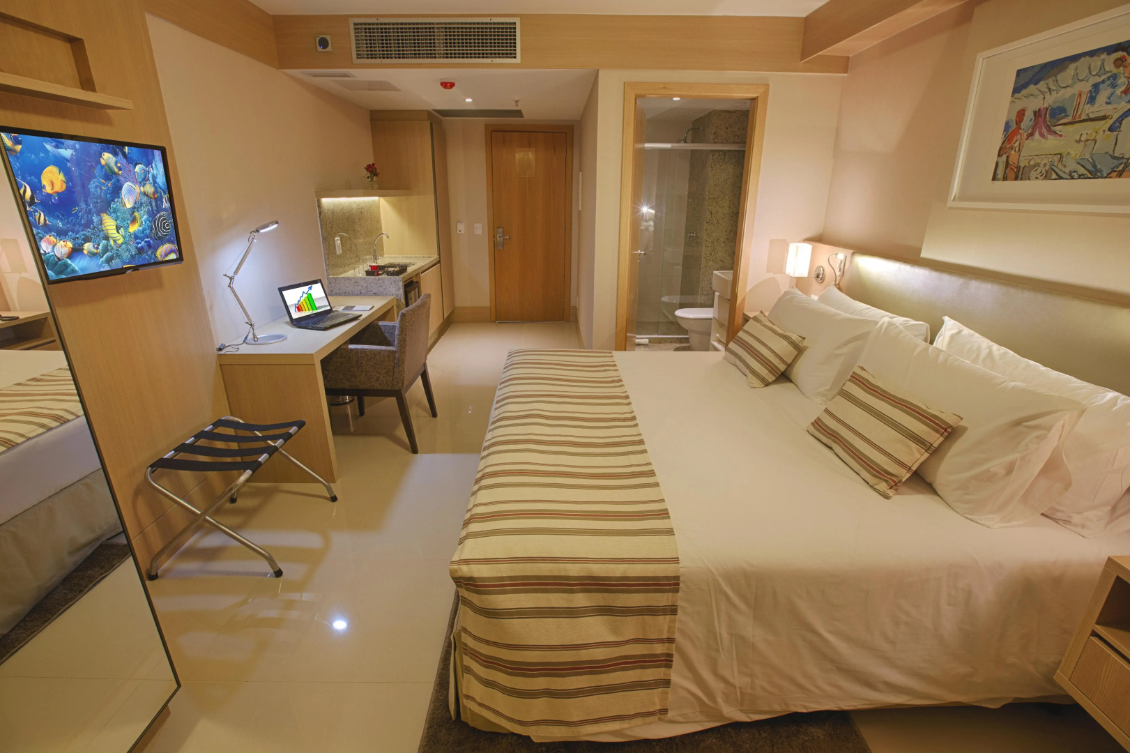 Cullinan Hplus Premium