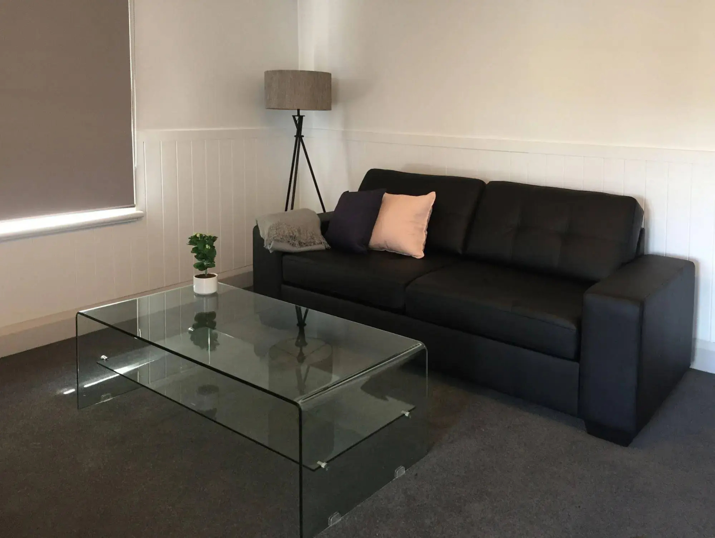 Kangaroo Bay Apartments