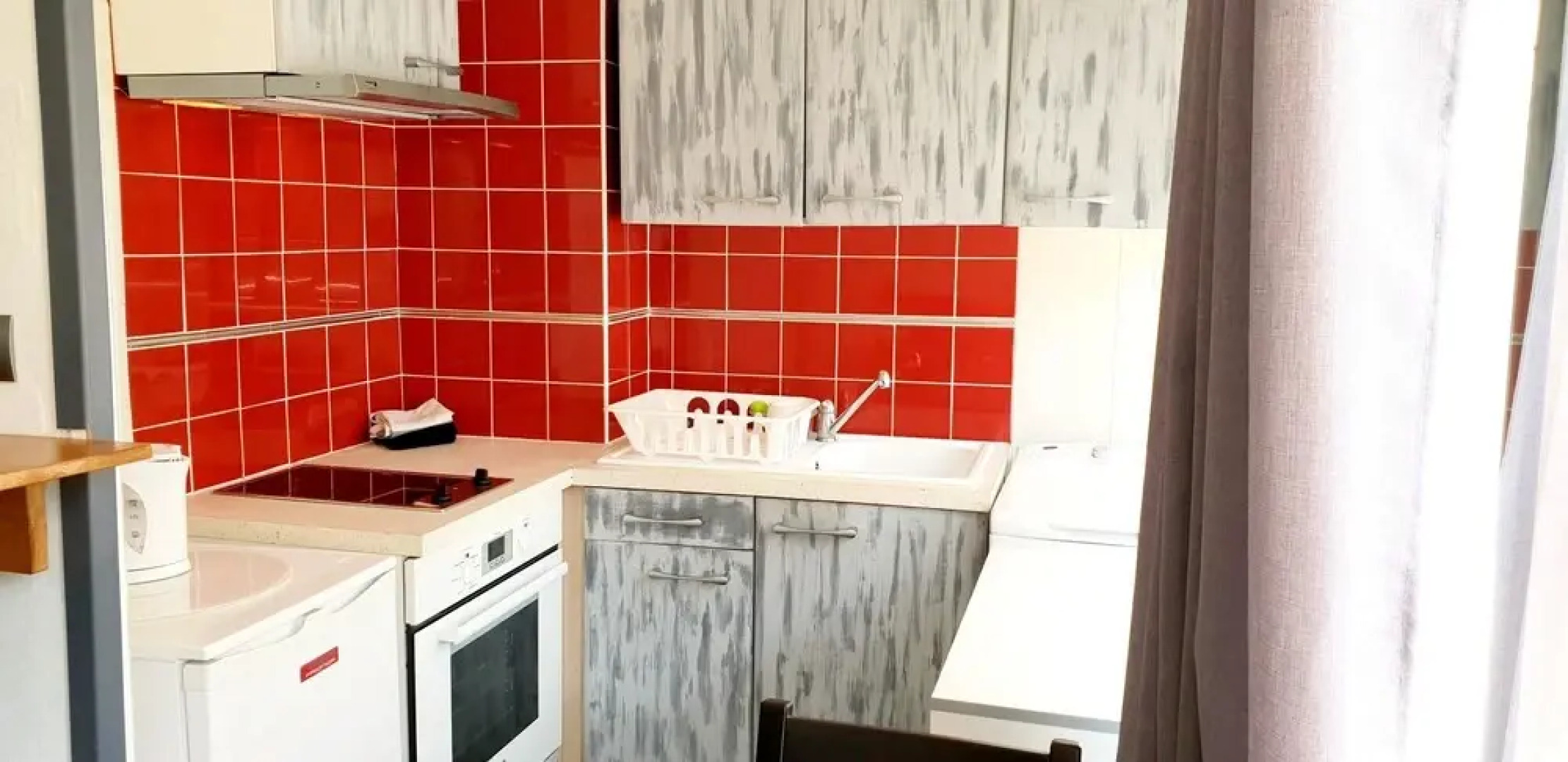 Studio in Annemasse, With Wonderful City View, Furnished Balcony and W