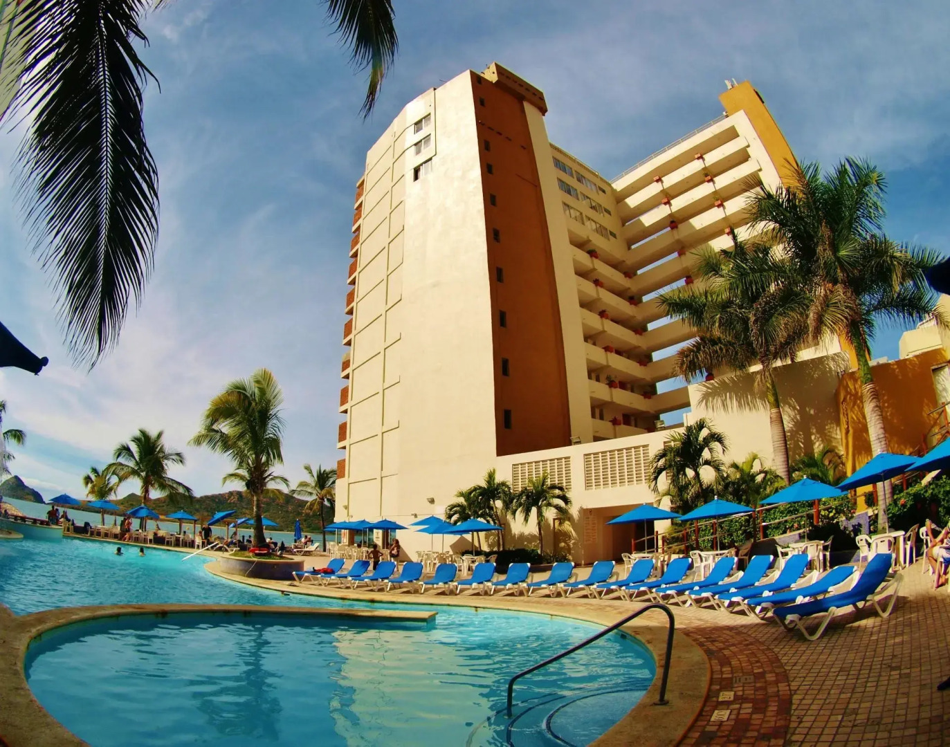 Suites Las Flores Beach Mazatlan