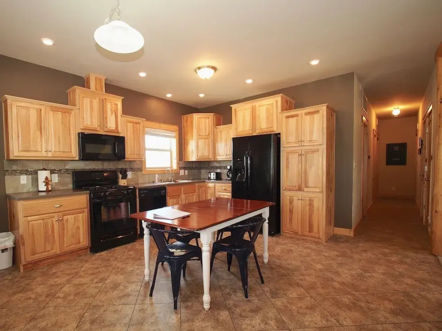 12907 Nathrop - 4 Bedroom Cabin