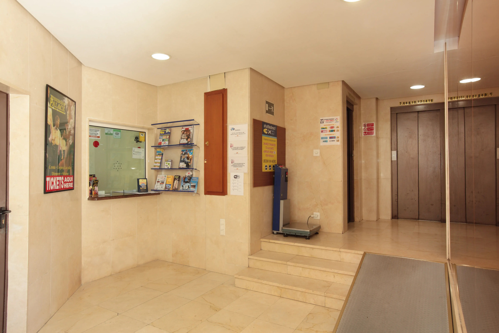 Dynastic Rooms Apartments