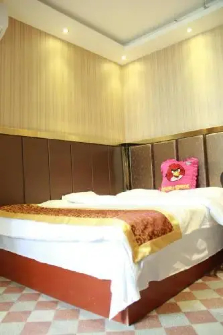 Bazhong Xinchen Business Inn