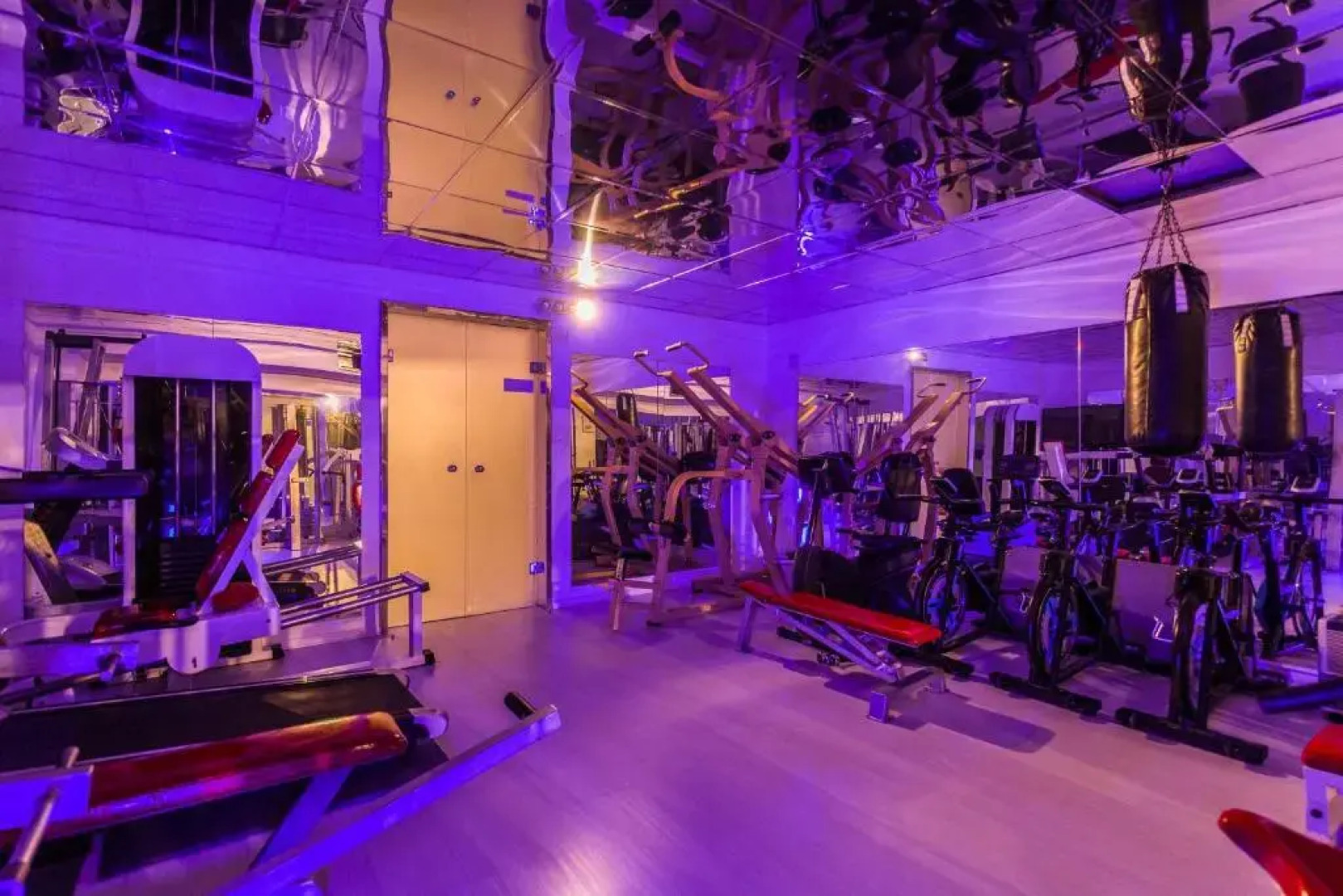 Villa BOND with private swimming Pool - 3m deep