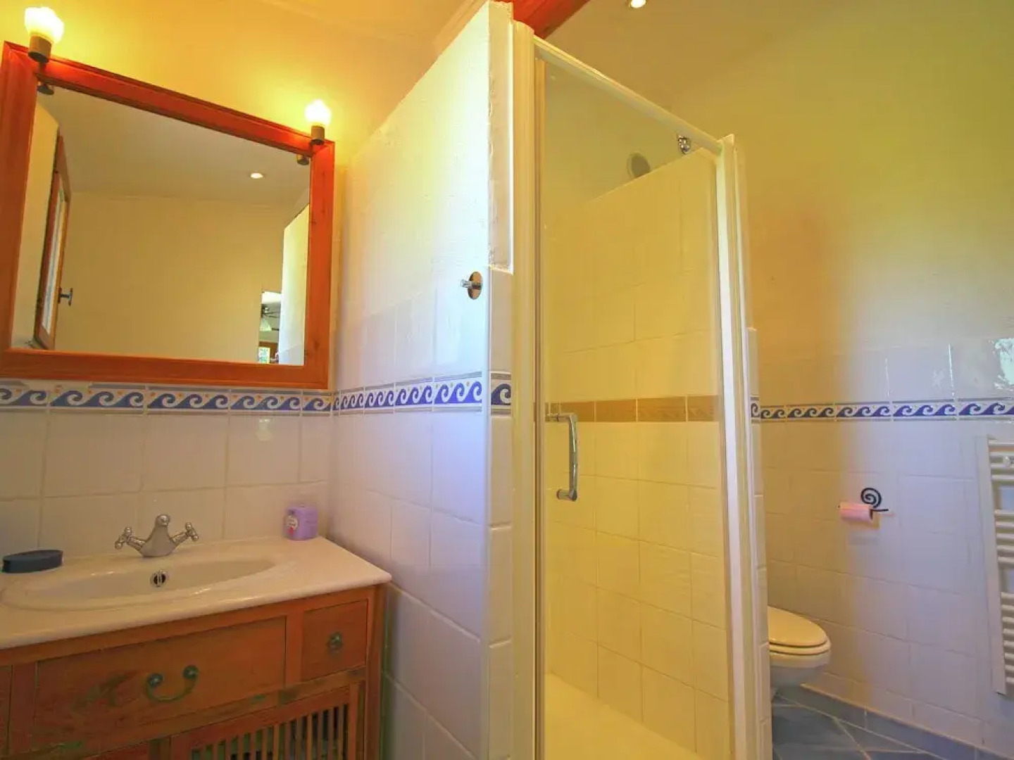 Cozy Cottage With Fenced Pool, in a Quiet Area and 30 km From the Mont Ventoux