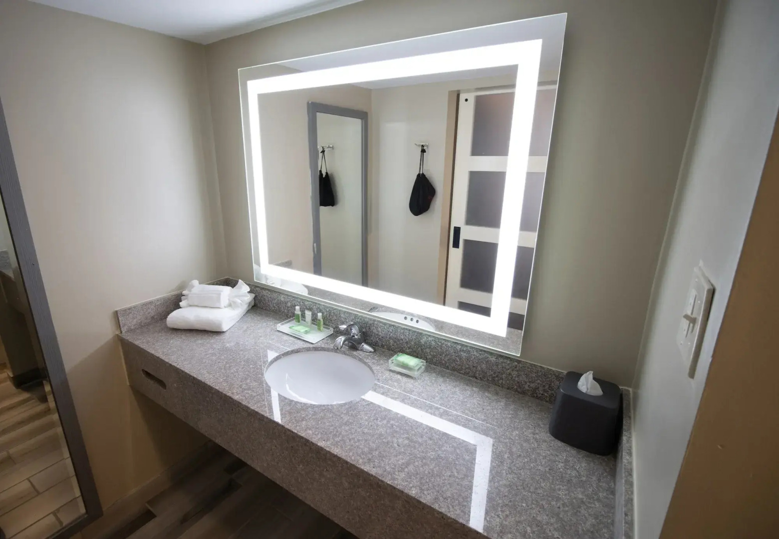 Holiday Inn Scranton East - Dunmore by IHG