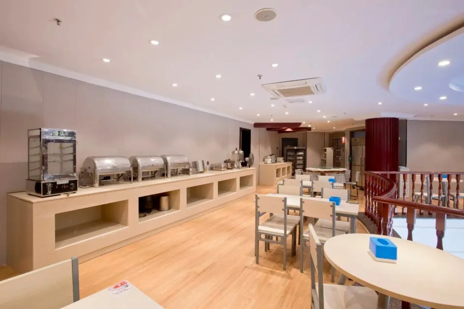 GreenTree Inn Jiangxi Yingtan Railway Station Square Business Hotel