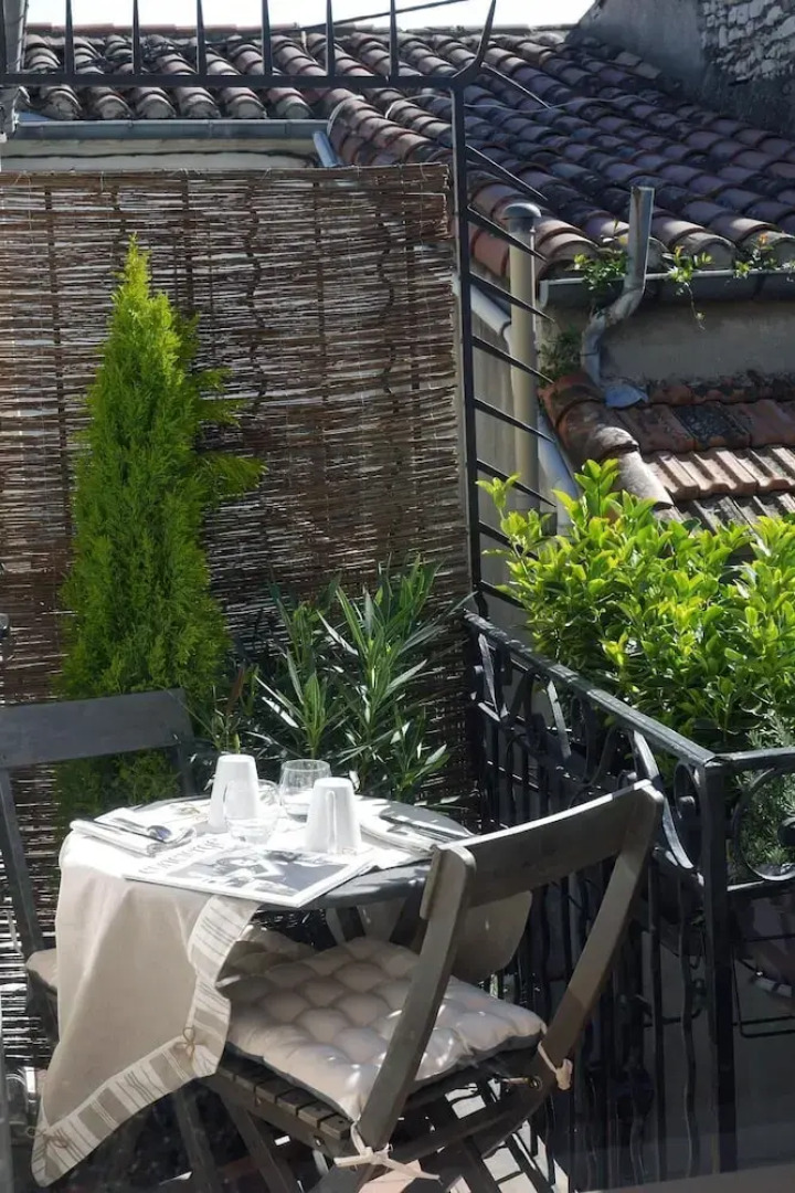 Une âme à Nîmes : coté cour