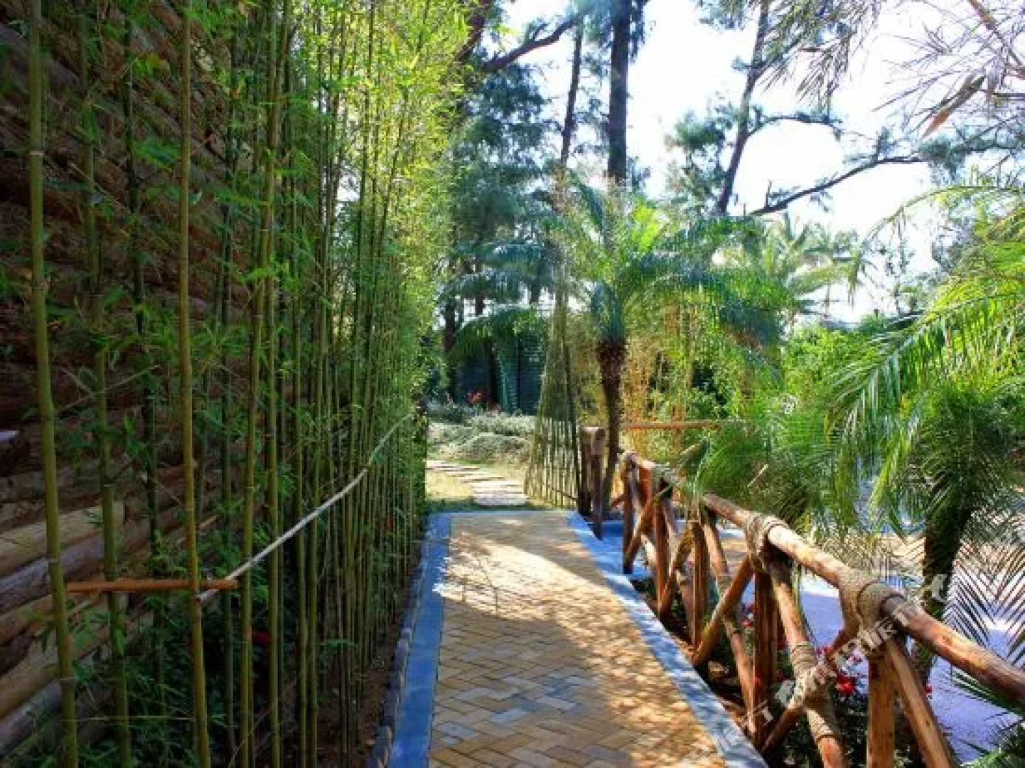 北海古厘岛度假酒店